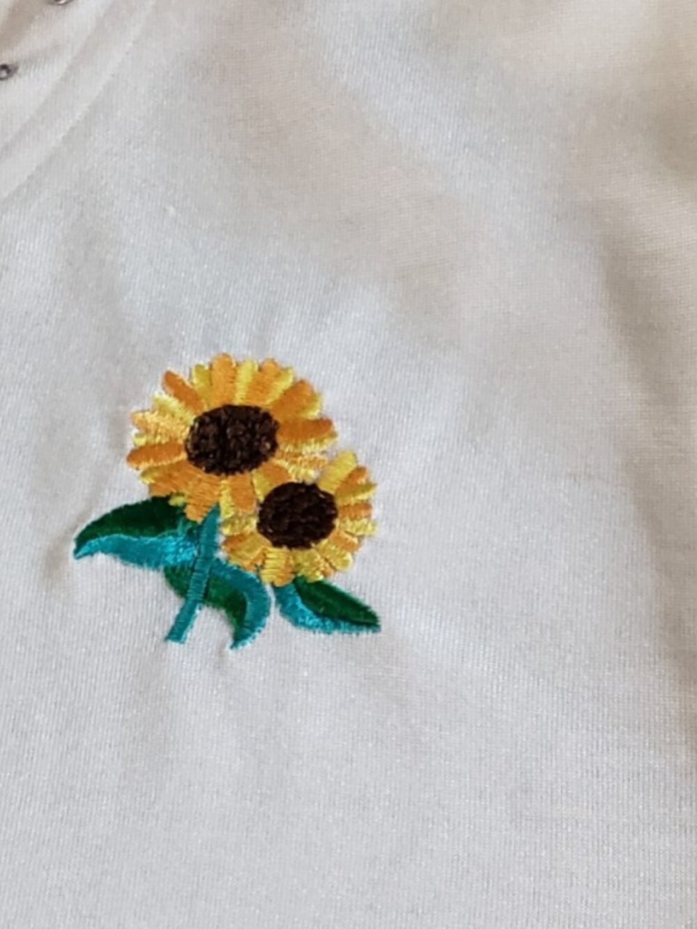 Mirumer Fashion Sunflower Embroidered T-ShirtCream Yellow Size 3 - Picture 8 of 9